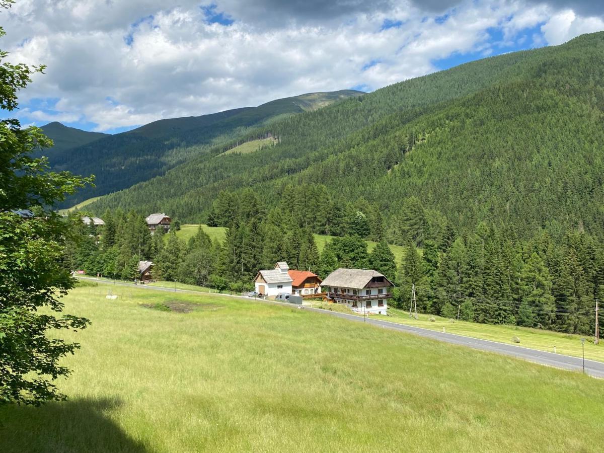 Nockalm Cottage บาด ไคลน์เคิร์ชไฮม์ ภายนอก รูปภาพ